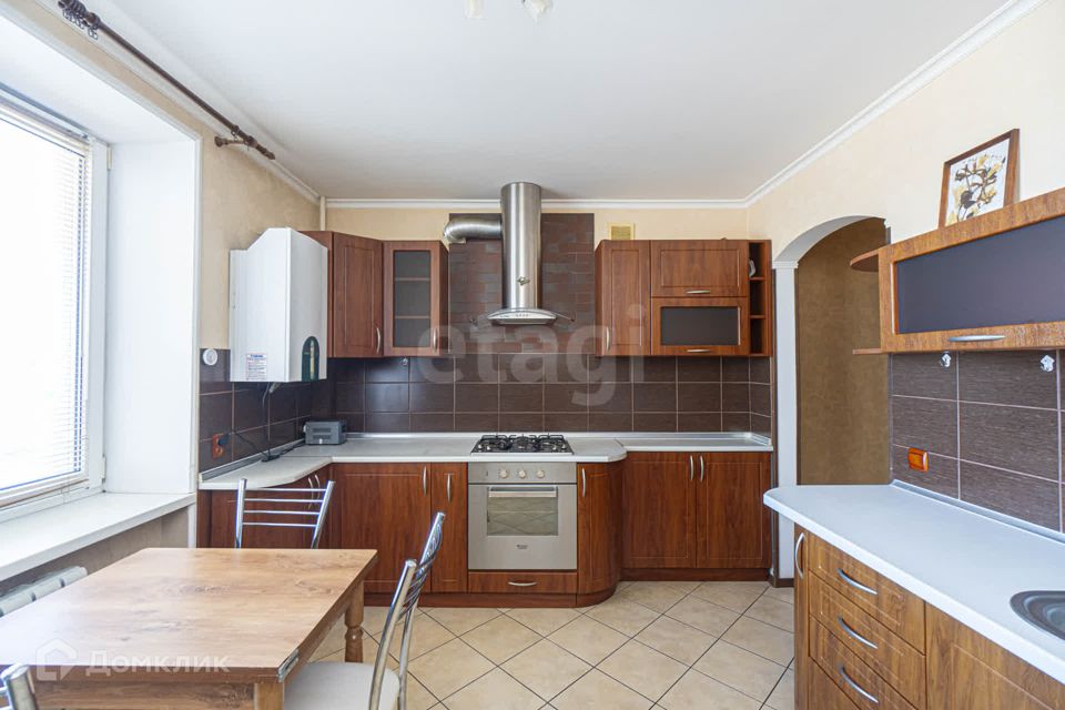 Продаётся 2-комнатная квартира, 55 м²