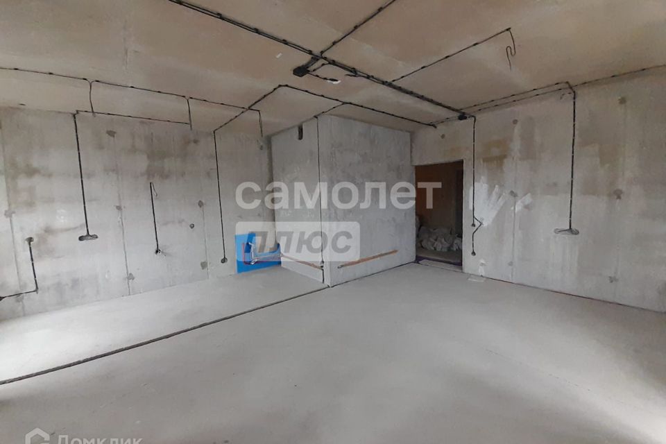 Продаётся 3-комнатная квартира, 118 м²