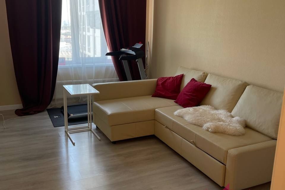 Сдаётся 1-комнатная квартира, 37 м²