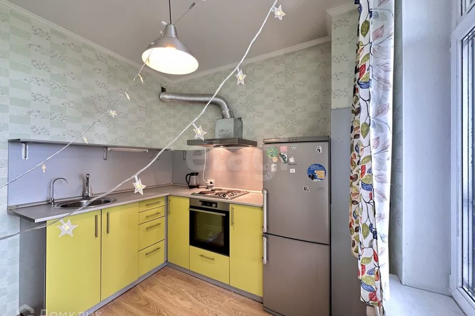 Продаётся 1-комнатная квартира, 39.9 м²