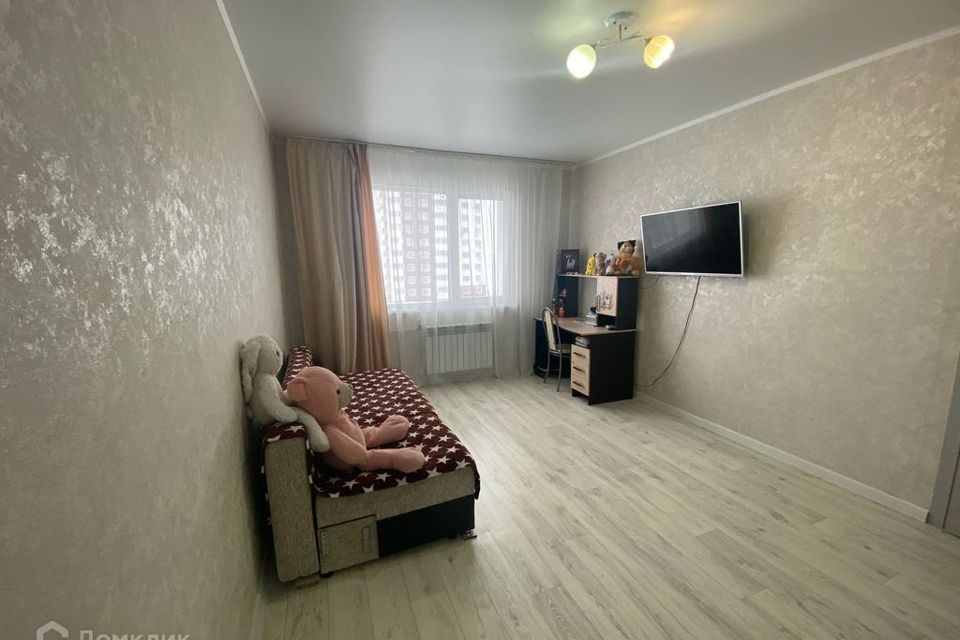 Продаётся 1-комнатная квартира, 36.8 м²