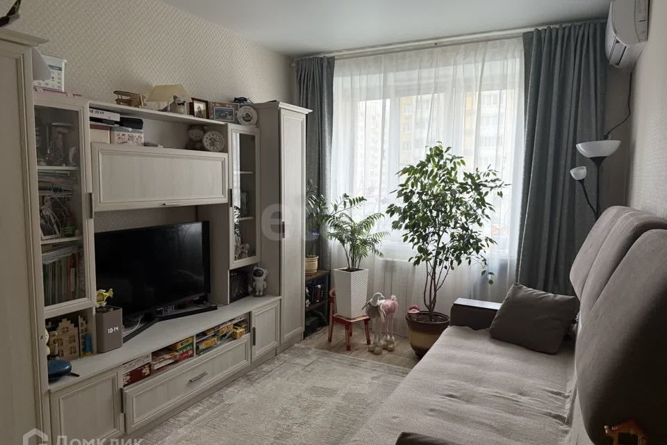Продаётся 1-комнатная квартира, 36.5 м²