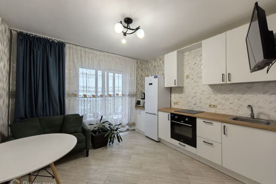 Продаётся 1-комнатная квартира, 38.4 м²