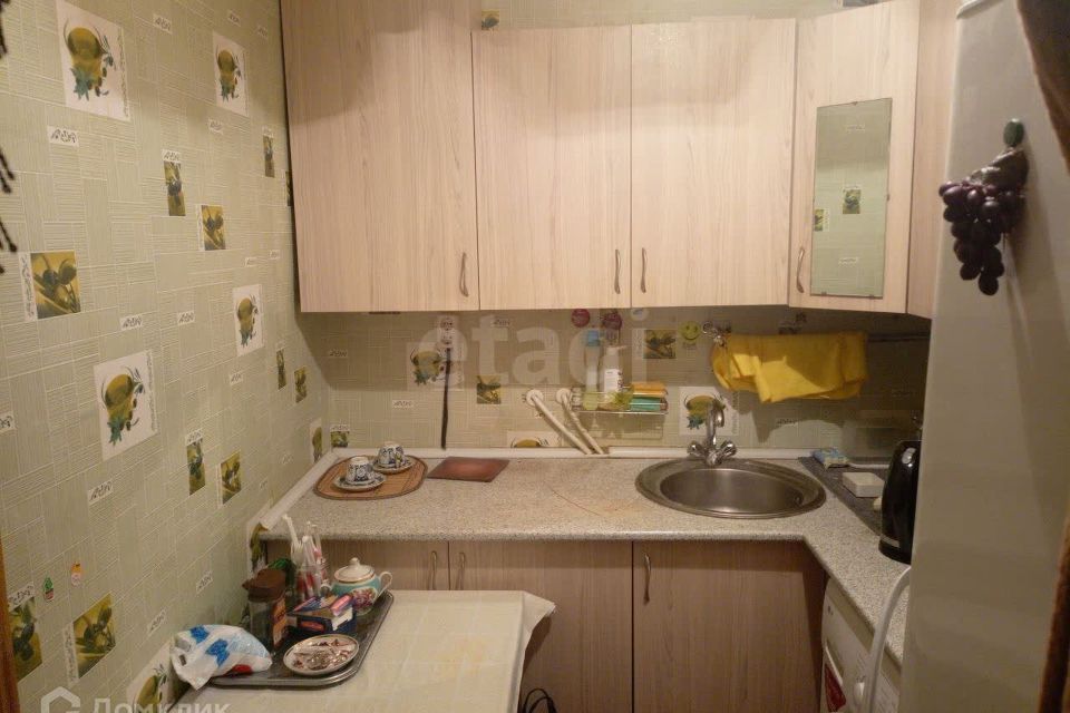 Продаётся комната в 1-комн. квартире, 20 м²