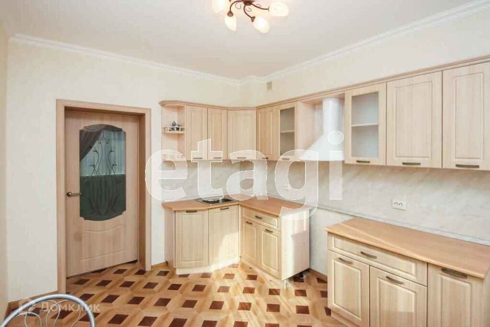 Продаётся 2-комнатная квартира, 73.9 м²