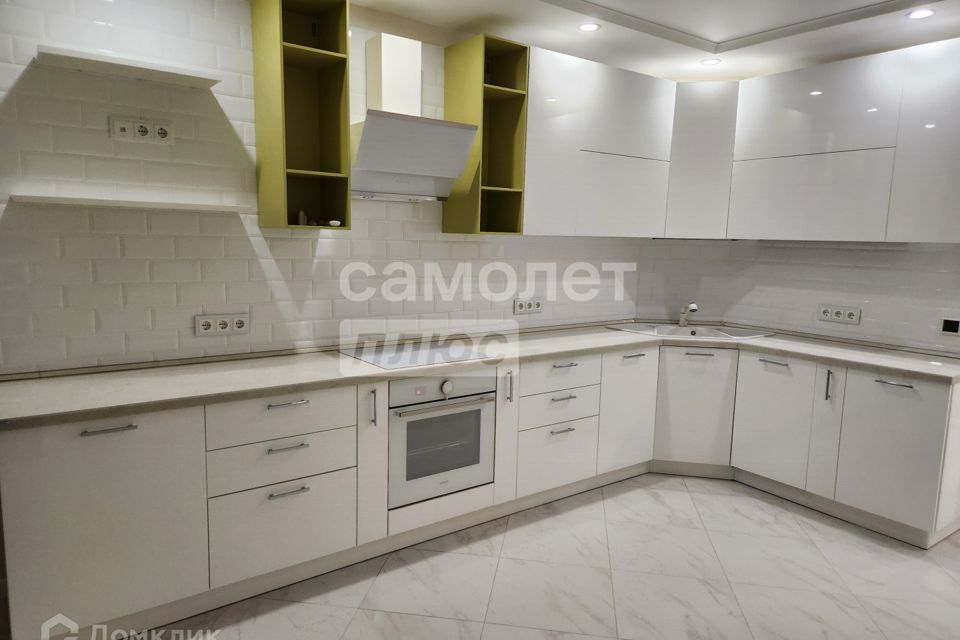 Продаётся 2-комнатная квартира, 74 м²