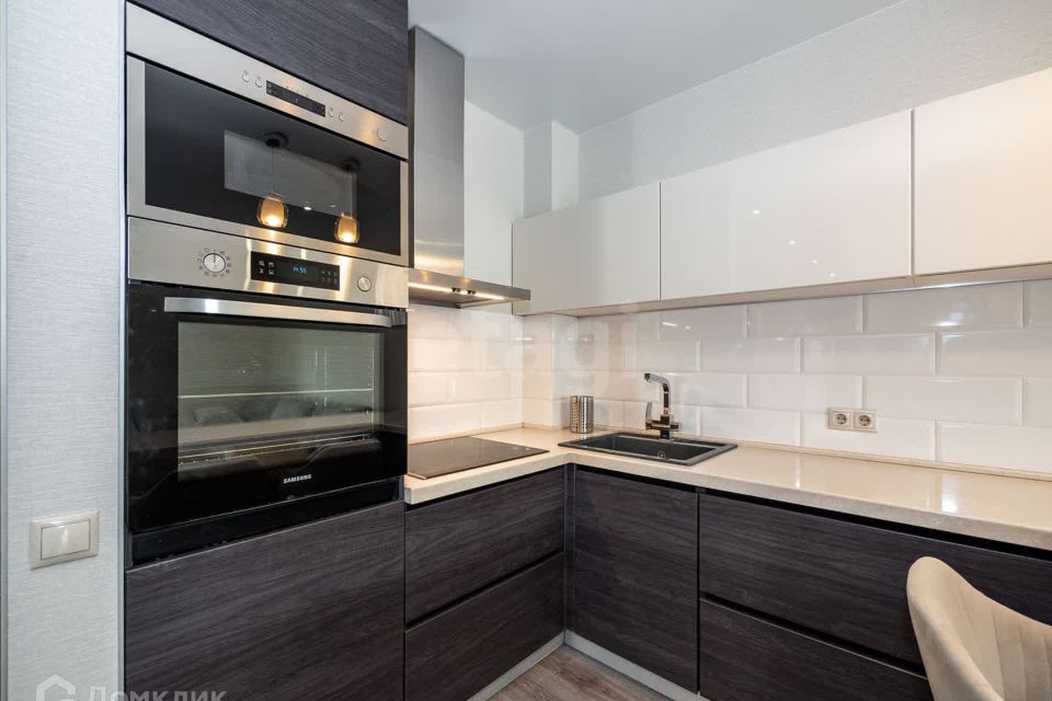 Продаётся 2-комнатная квартира, 63.4 м²