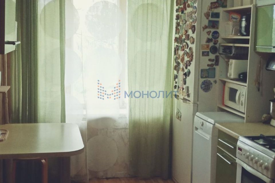 Продаётся 1-комнатная квартира, 37.8 м²