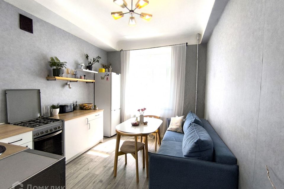 Продаётся 3-комнатная квартира, 82.8 м²