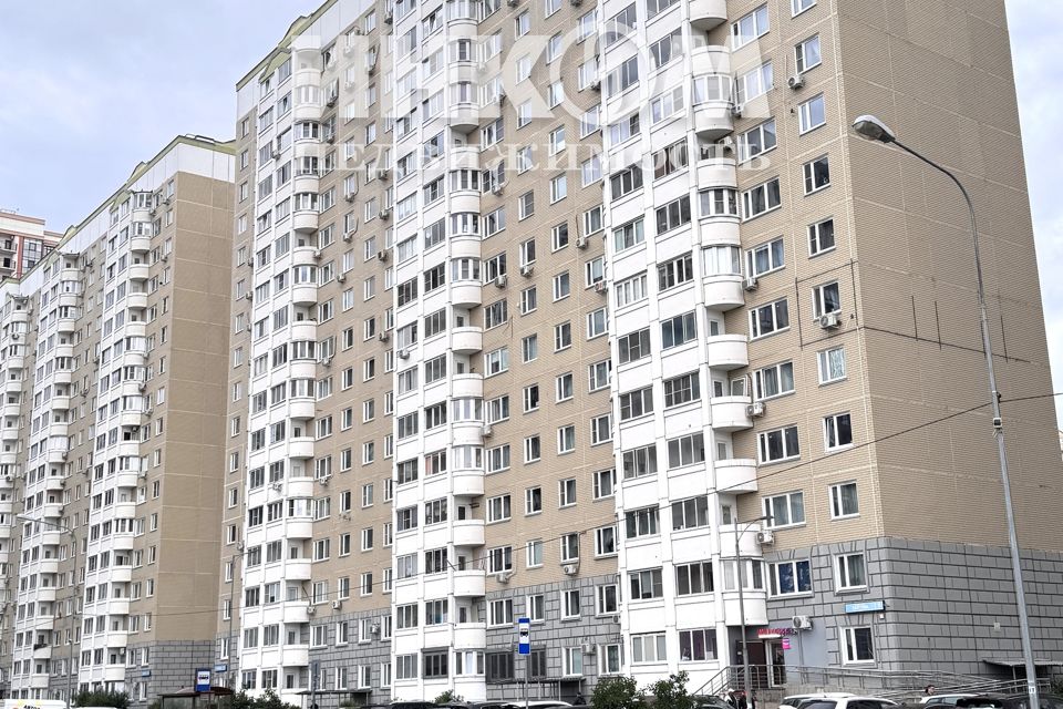 Продаётся 2-комнатная квартира, 58 м²