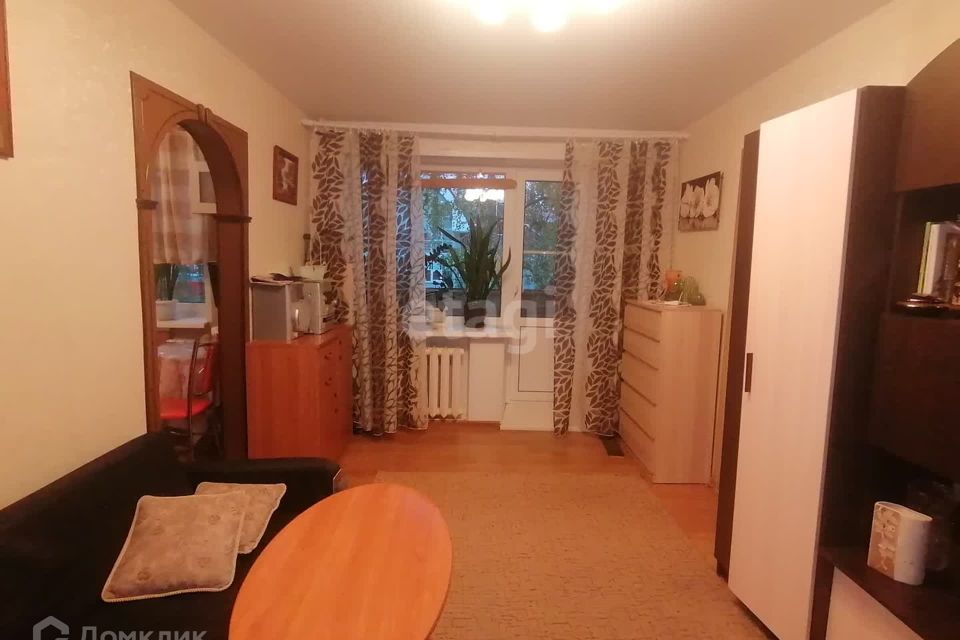 Продаётся 2-комнатная квартира, 42.6 м²