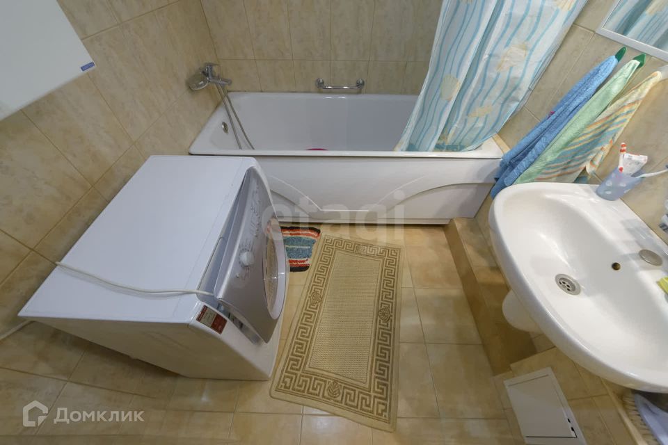 Продаётся 2-комнатная квартира, 74.1 м²