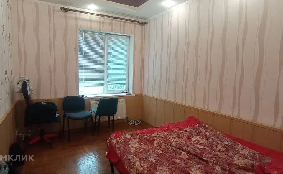 Продаётся 2-этажный дом, 244 м²