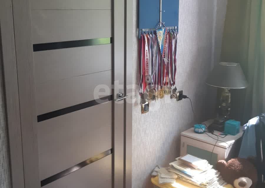 Продаётся 3-комнатная квартира, 57.2 м²