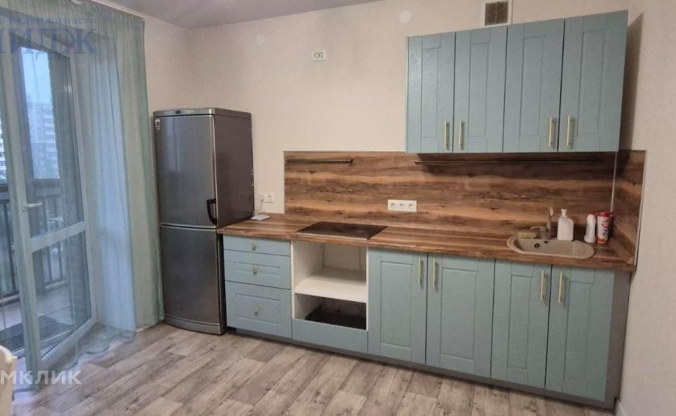 Сдаётся 2-комнатная квартира, 67 м²