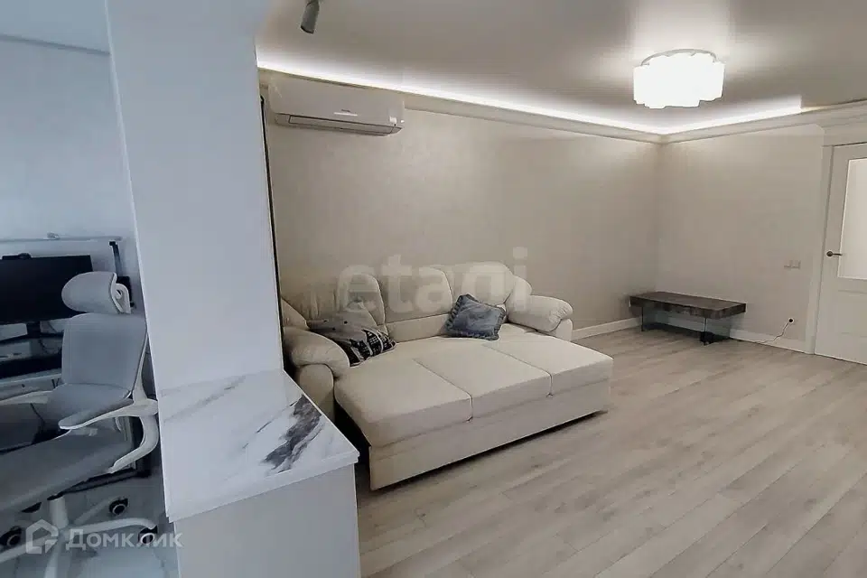 Продаётся 1-комнатная квартира, 38.3 м²