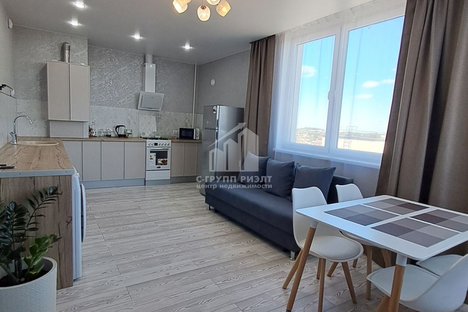 Продаётся 1-комнатная квартира, 55 м²