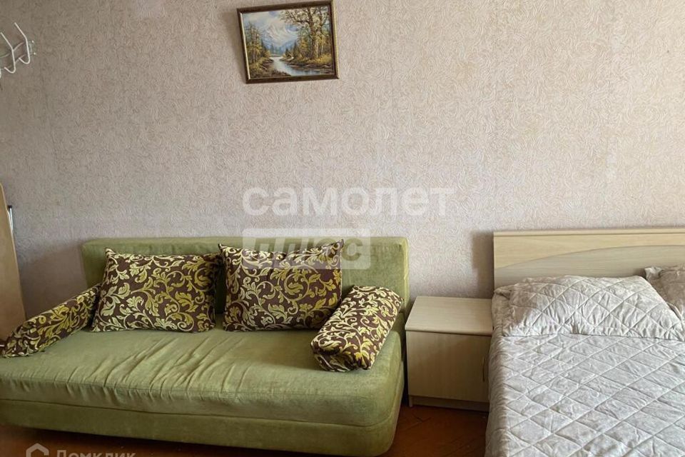 Продаётся комната в 3-комн. квартире, 21.6 м²