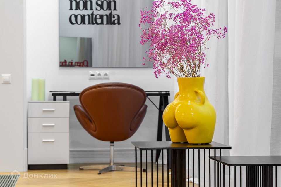 Продаётся 6-комнатная квартира, 304 м²