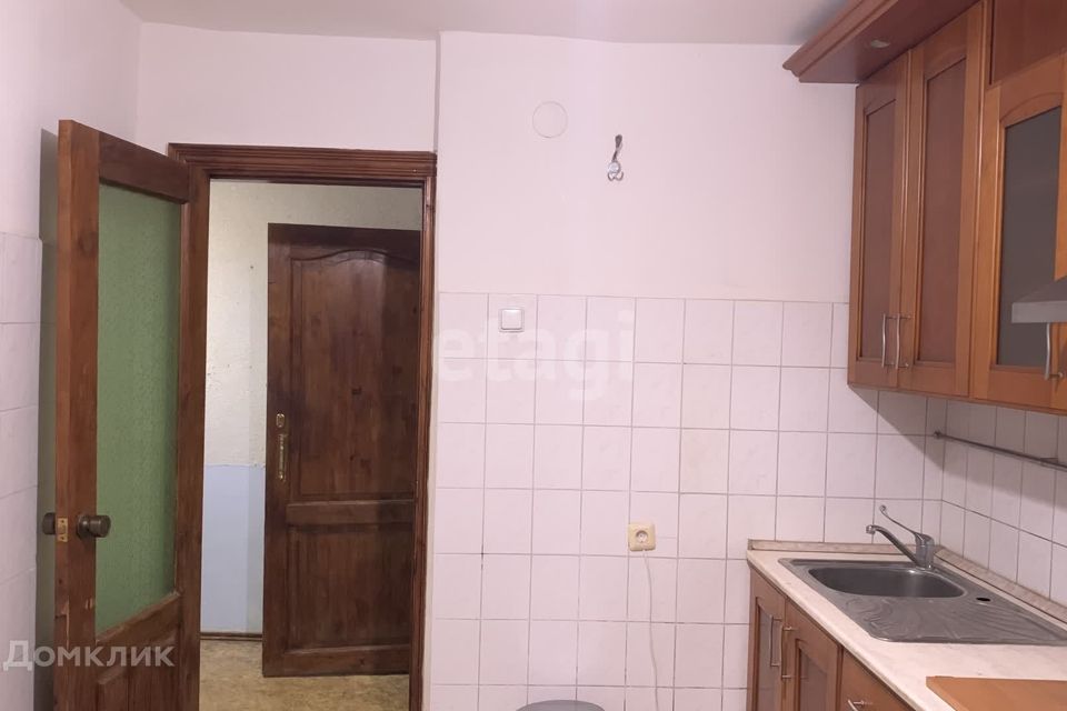 Продаётся 4-комнатная квартира, 75.6 м²