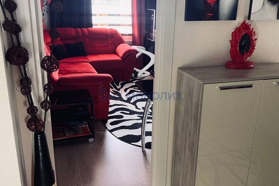 Продаётся 2-комнатная квартира, 56.9 м²