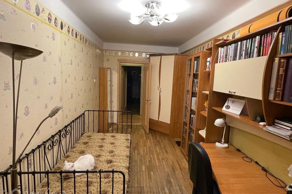 Продаётся 3-комнатная квартира, 57.3 м²