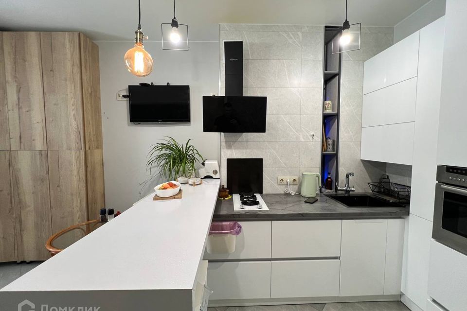 Продаётся 1-комнатная квартира, 40.61 м²