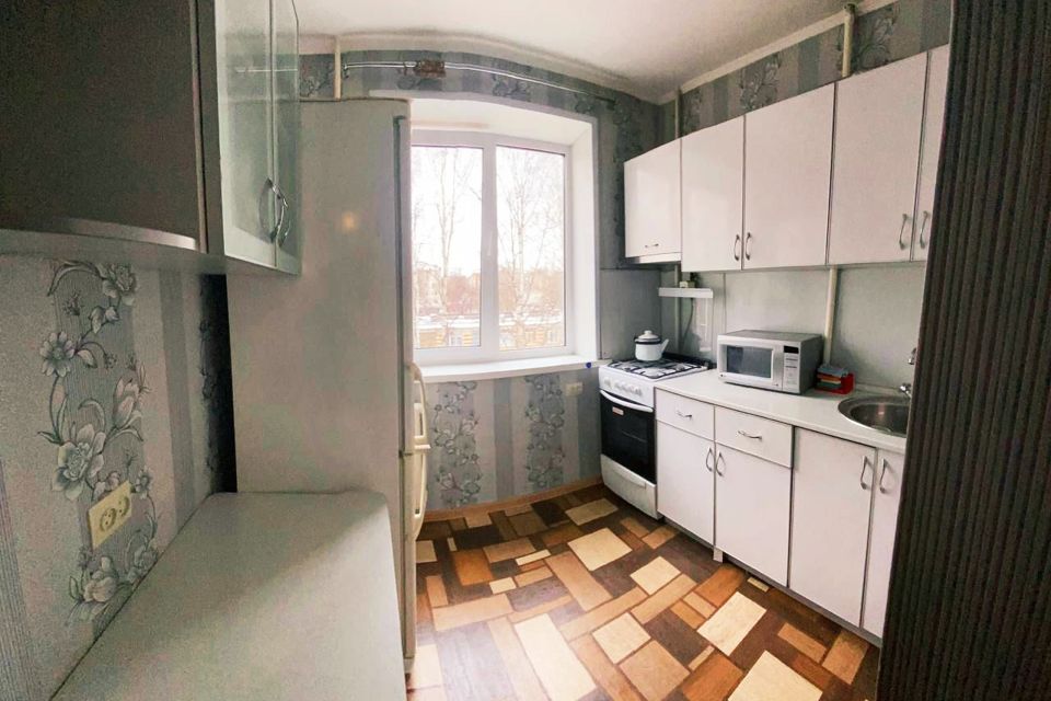 Продаётся 3-комнатная квартира, 60 м²