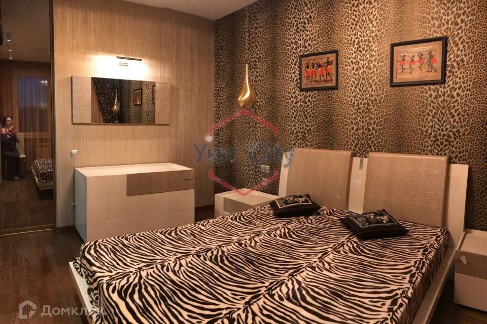 Сдаётся 3-комнатная квартира, 87 м²