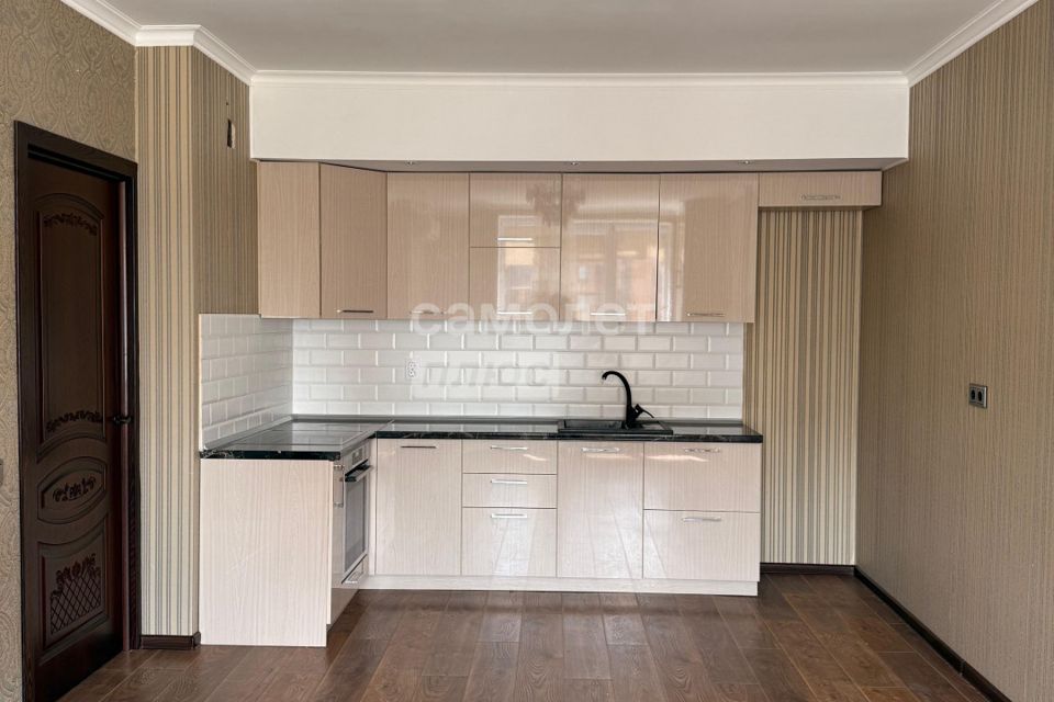 Продаётся 3-комнатная квартира, 62.3 м²