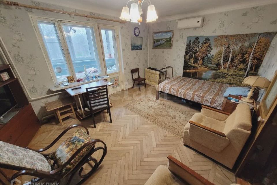 Продаётся 1-комнатная квартира, 37.6 м²
