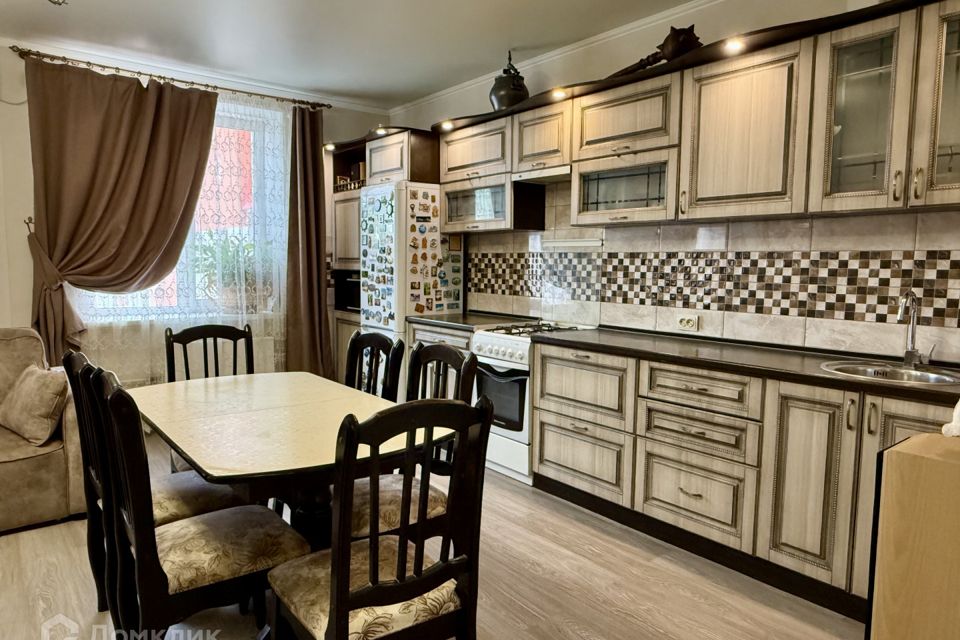 Продаётся 3-комнатная квартира, 82.4 м²