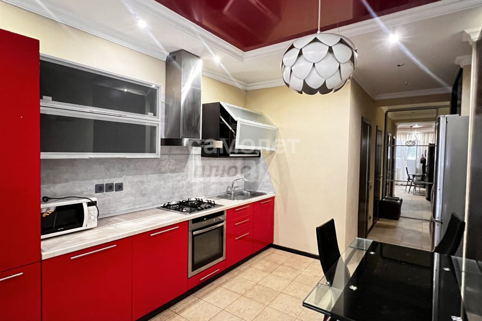 Продаётся 1-комнатная квартира, 46 м²