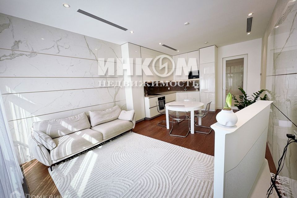 Продаётся 2-комнатная квартира, 100 м²