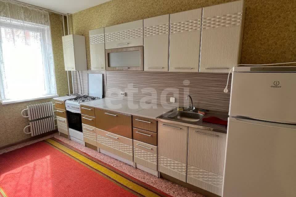 Сдаётся 1-комнатная квартира, 42 м²