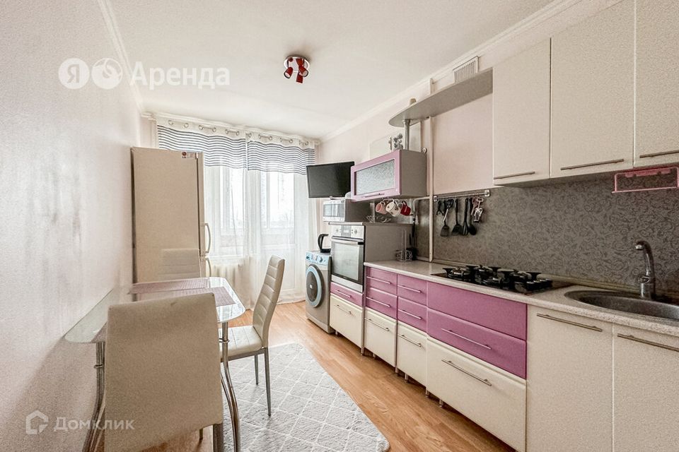 Сдаётся 1-комнатная квартира, 39 м²