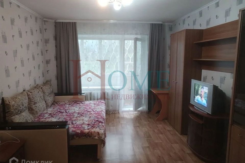 Сдаётся 1-комнатная квартира, 38 м²