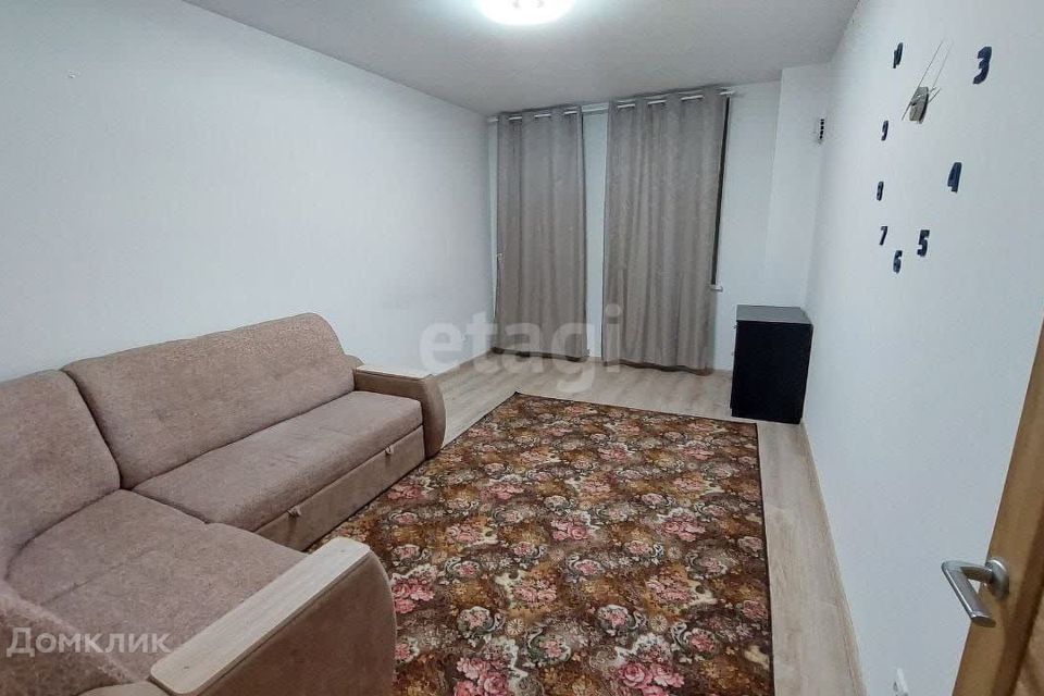 Продаётся 1-комнатная квартира, 40.8 м²