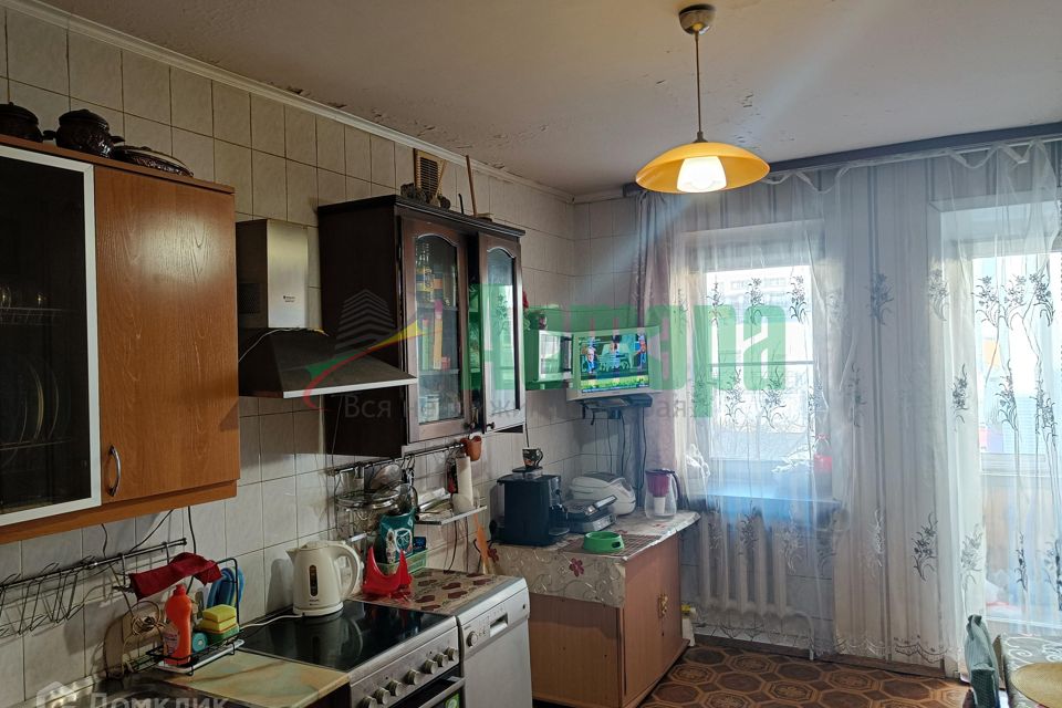 Продаётся 3-комнатная квартира, 165 м²