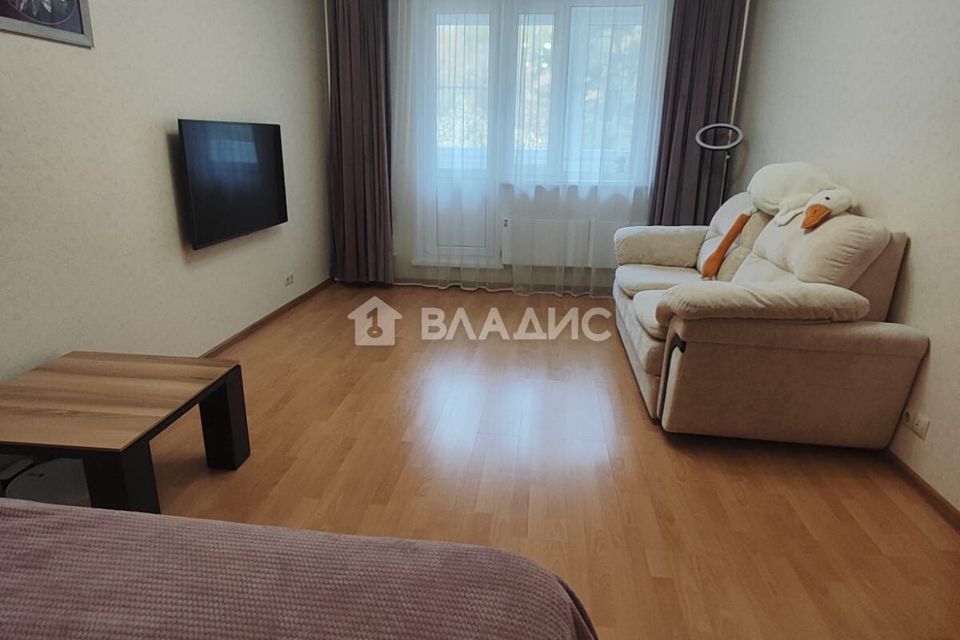 Продаётся 1-комнатная квартира, 37.6 м²