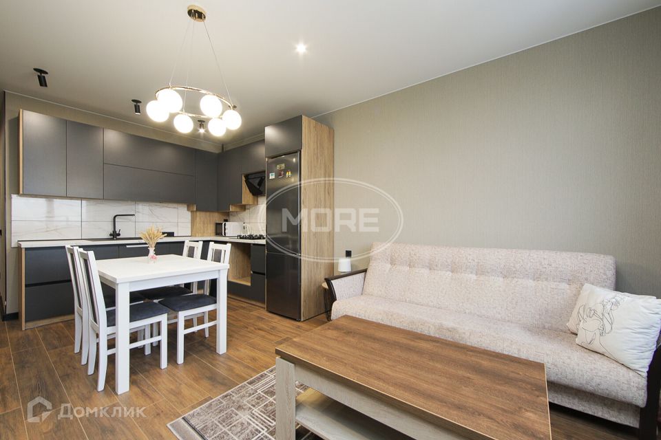 Продаётся 1-комнатная квартира, 48.2 м²