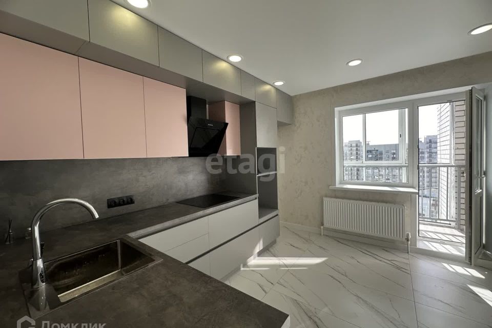 Продаётся 3-комнатная квартира, 83.8 м²