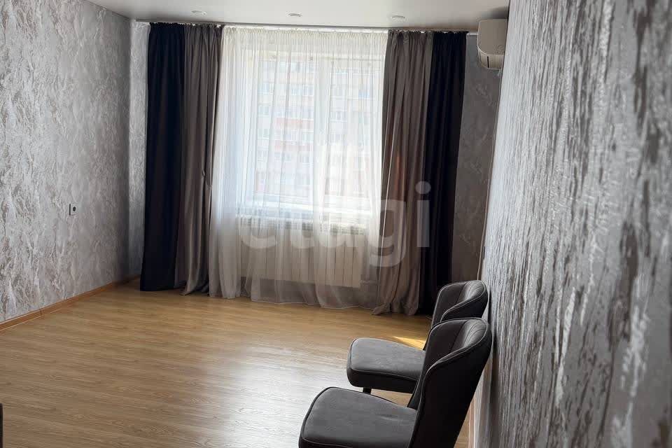 Продаётся 1-комнатная квартира, 43 м²