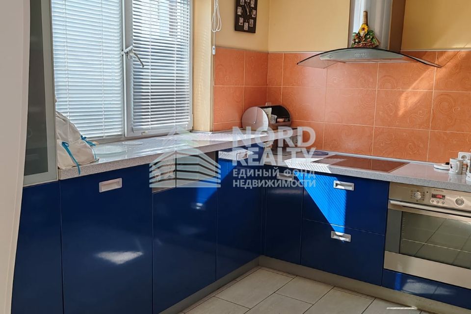 Сдаётся 2-комнатная квартира, 56 м²