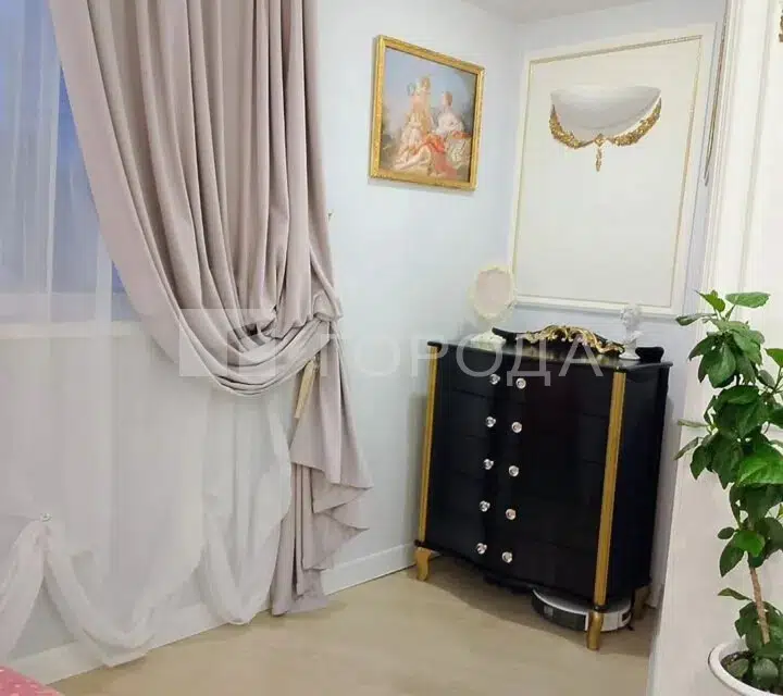 Продаётся 2-комнатная квартира, 64 м²