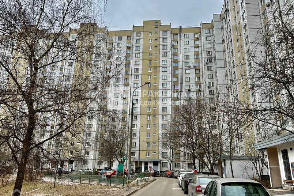 Продаётся 1-комнатная квартира, 37.9 м²