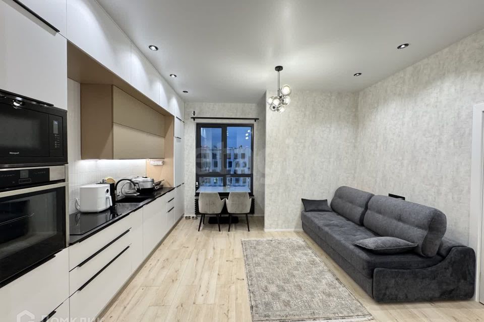 Продаётся 2-комнатная квартира, 55 м²