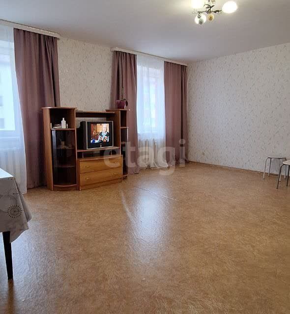 Продаётся 2-комнатная квартира, 56 м²