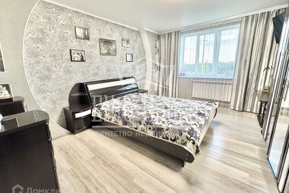 Продаётся 2-комнатная квартира, 67.1 м²