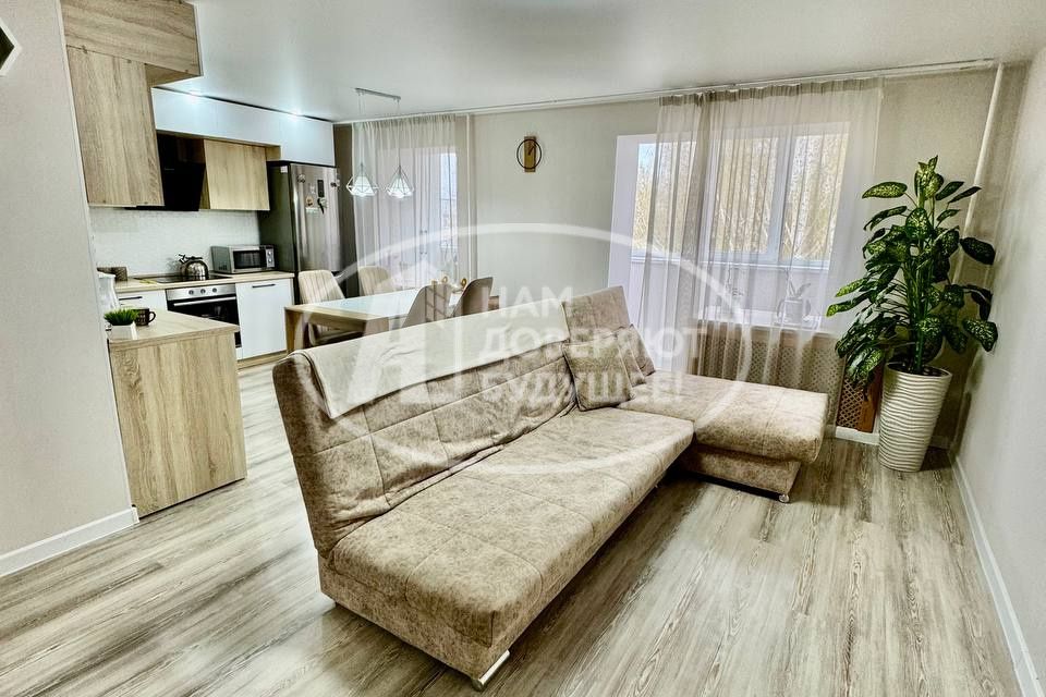 Продаётся 3-комнатная квартира, 64.4 м²